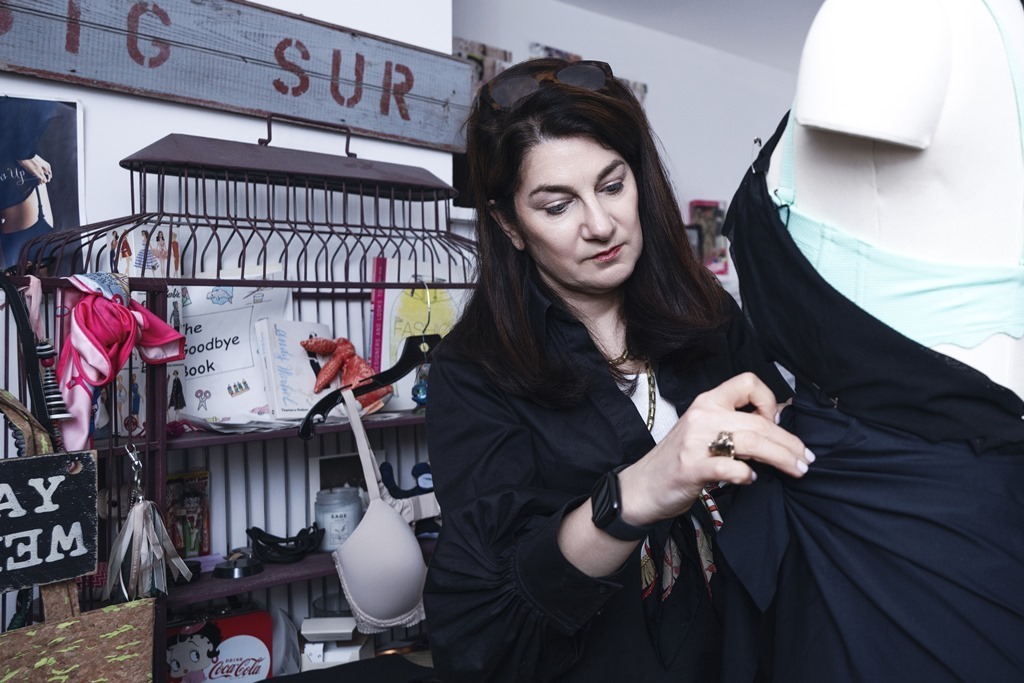 Suzy Wakefield_Angela Atelier Personal Branding_NJ Phtographer Web (4)